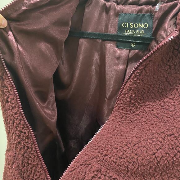 Ci‎ Sono Burgundy Faux Sherpa Zip Up Hooded Jacket - Picture 7 of 7